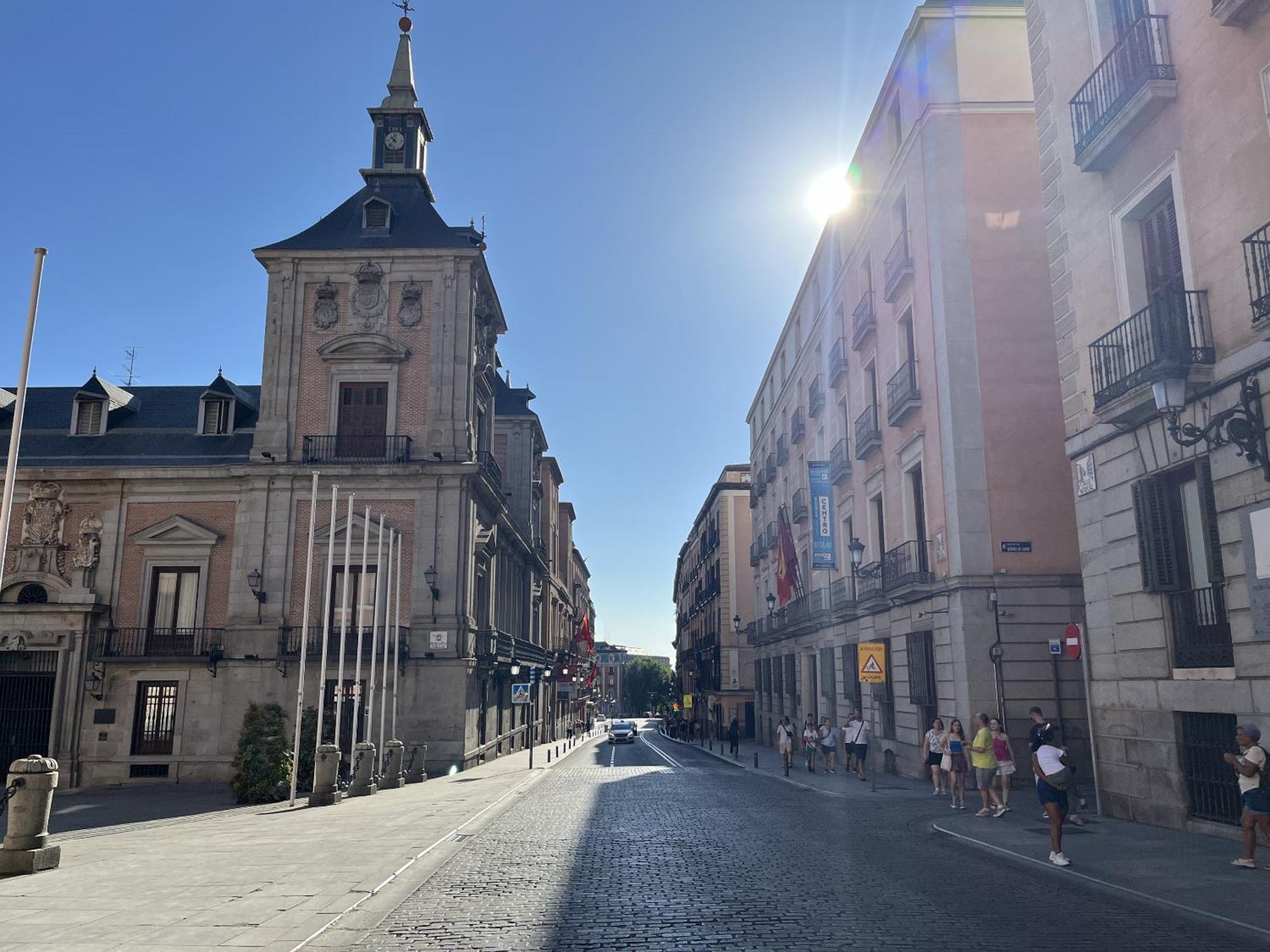 Dplace To Be - Exclusive Apartments In Historic Center マドリード エクステリア 写真