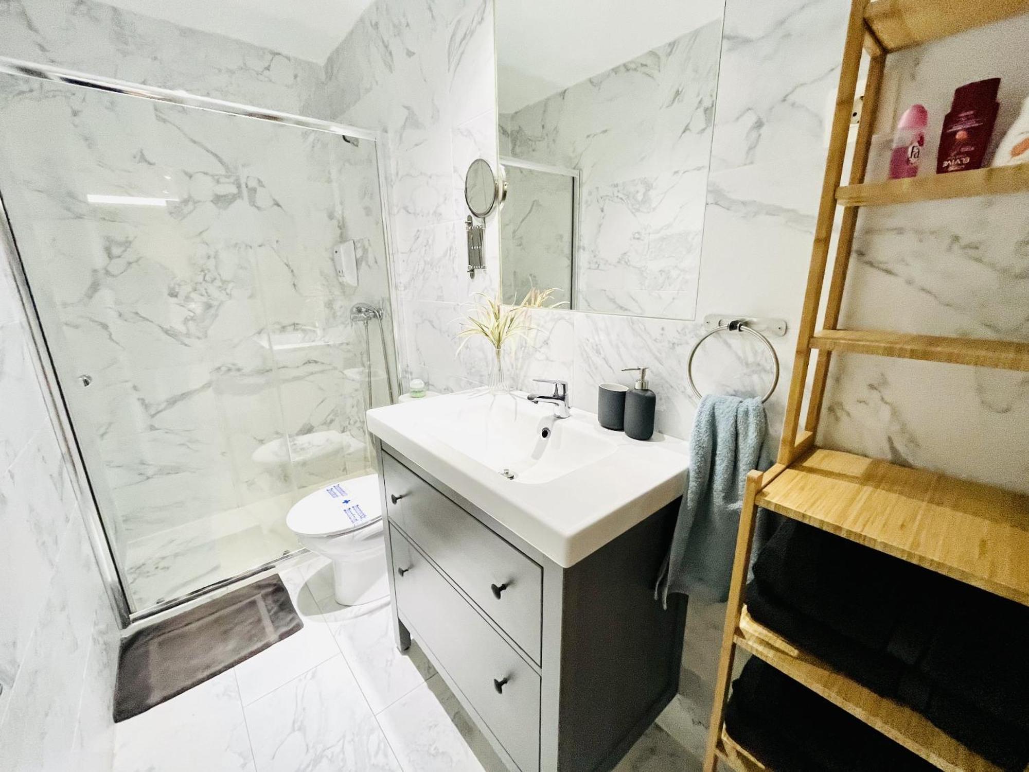Dplace To Be - Exclusive Apartments In Historic Center マドリード 部屋 写真