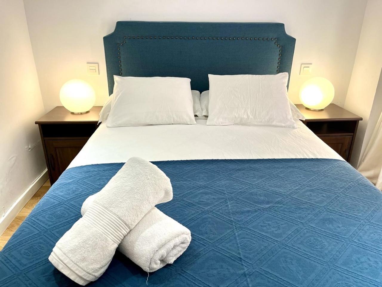 Dplace To Be - Exclusive Apartments In Historic Center マドリード 部屋 写真