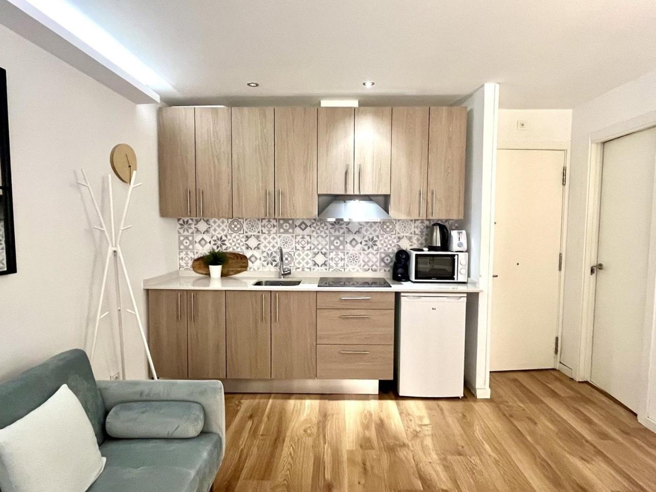 Dplace To Be - Exclusive Apartments In Historic Center マドリード 部屋 写真