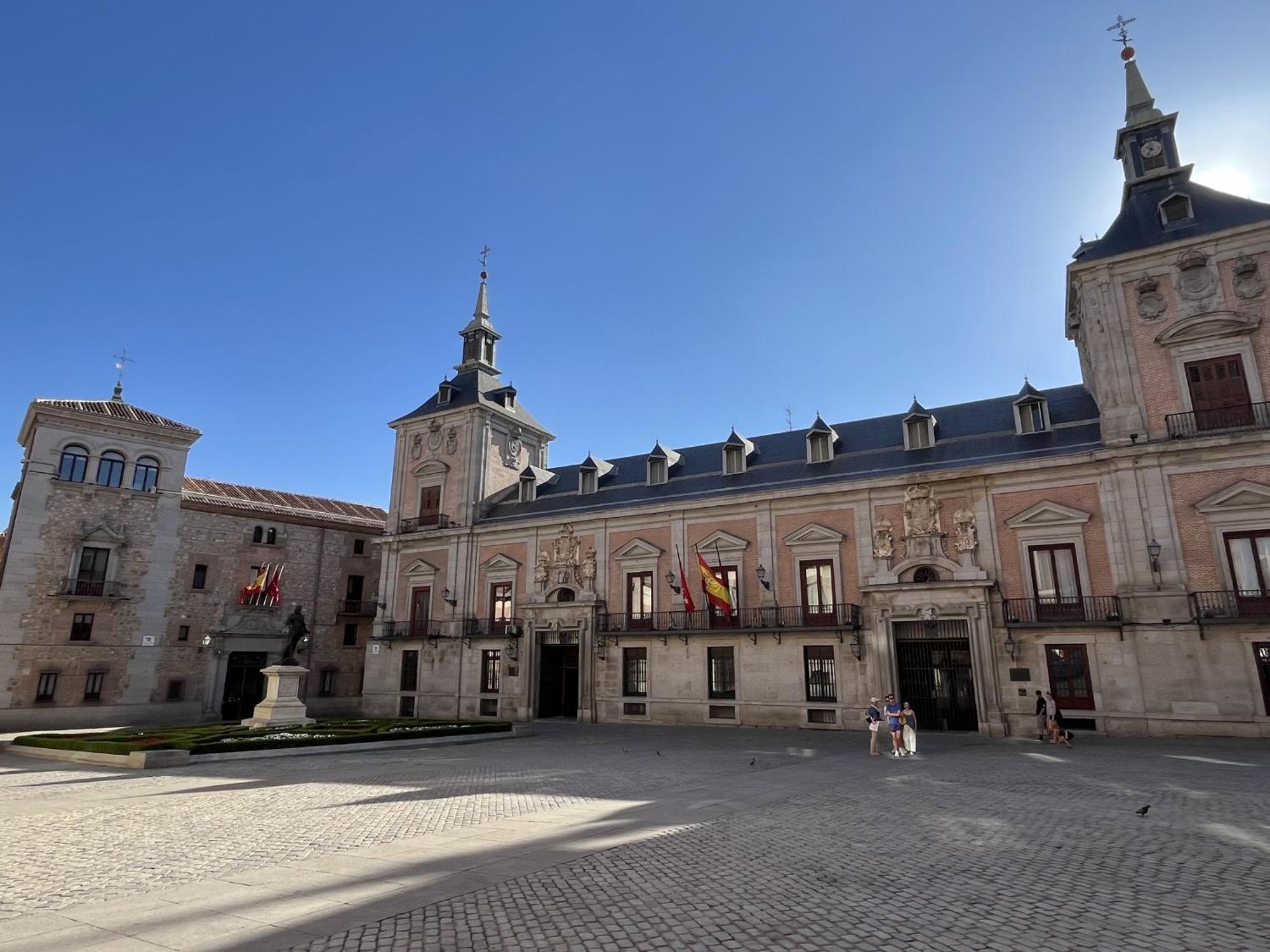 Dplace To Be - Exclusive Apartments In Historic Center マドリード エクステリア 写真