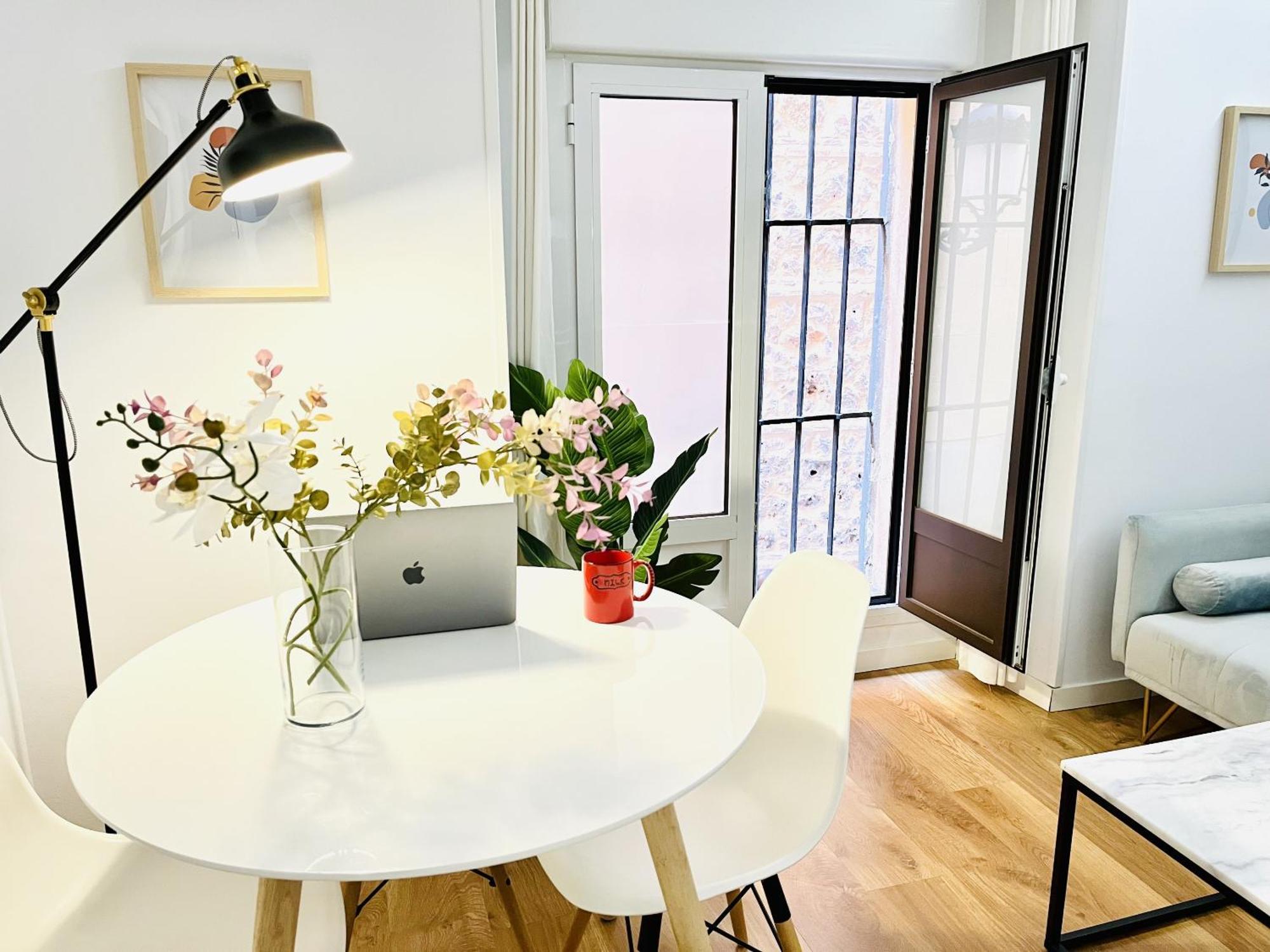 Dplace To Be - Exclusive Apartments In Historic Center マドリード 部屋 写真