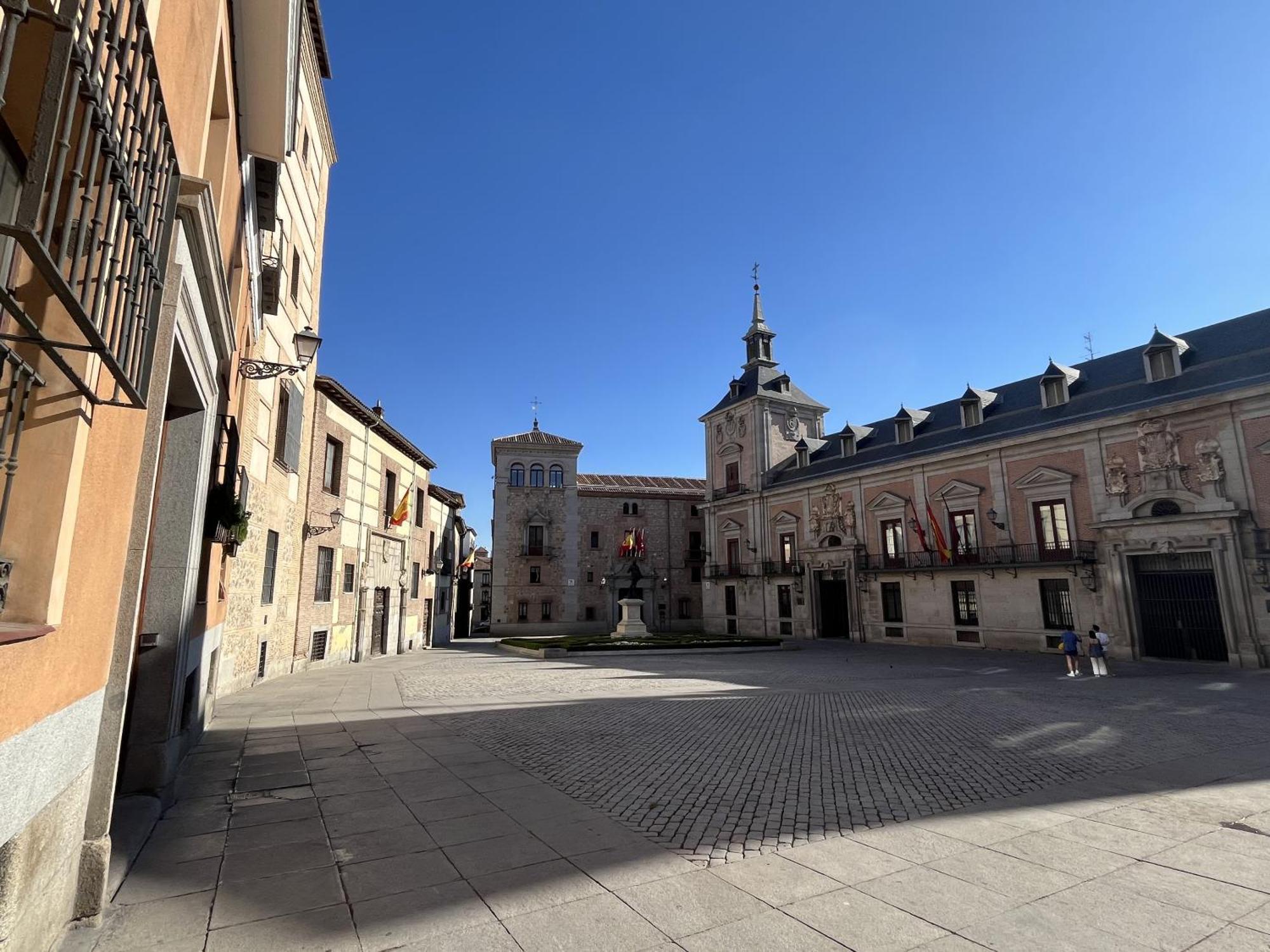 Dplace To Be - Exclusive Apartments In Historic Center マドリード エクステリア 写真
